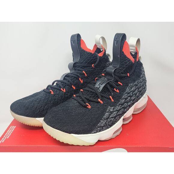 Nike LeBron 15 BLACK BRIGHT CRIMSON AQ2363-002 Size 9.5 WORN - Picture 1 of 6